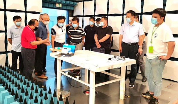 长沙市市场监督治理局副局长金雷一行光临中检yth2206游艇会调查调研