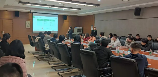 推进医疗器械企业高质量发展，中检yth2206游艇会湘潭之行圆满进行