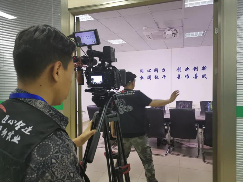 中检yth2206游艇会《匠心智造》纪录片拍摄顺利杀青